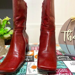 Etienne Aigner Oxblood leather vintage Boots Size 9